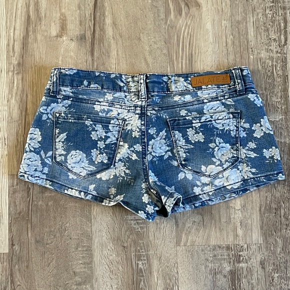 JALATE Junior/Women Short - Picture 2 of 3